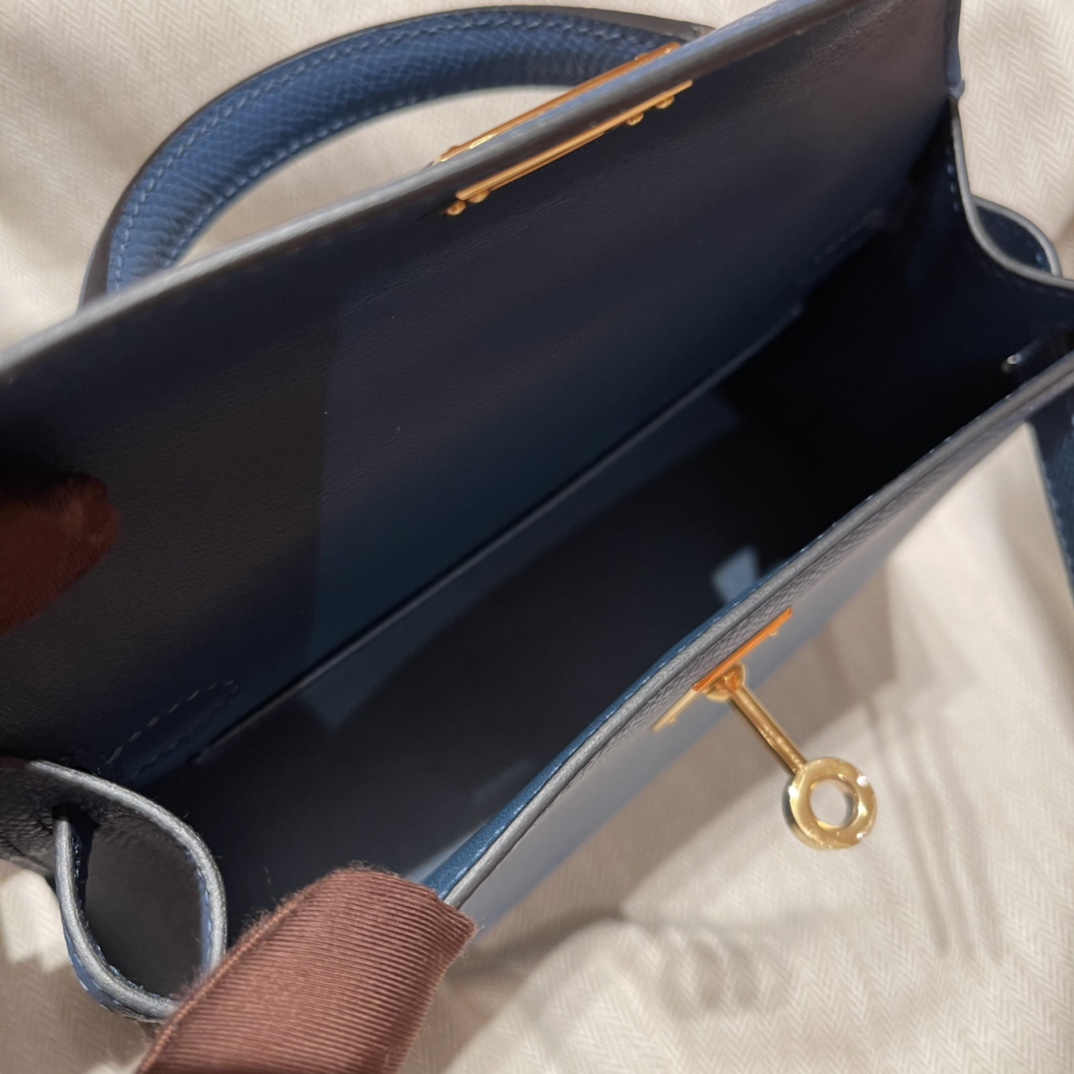 에르메스 미니 켈리백19 딥블루 금장 앱송